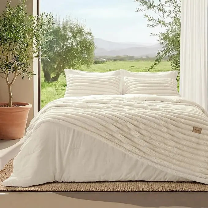 SnapTech 2-in-1 Comforter Set 6 Pieces — Gentlesoft All Season with Detachable Fluffy Blanket